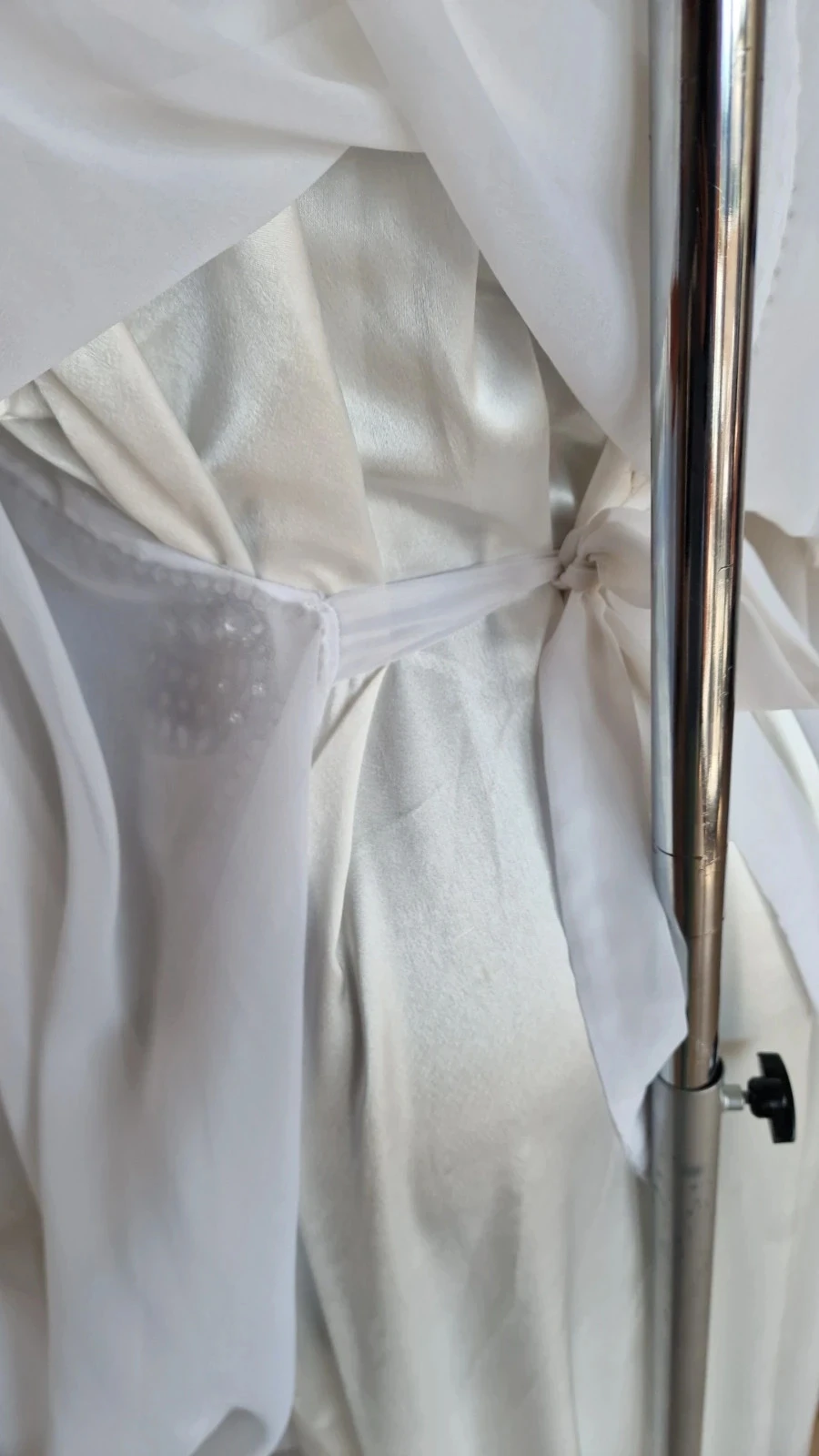 Robe Dubai blanche mariage strass & perles – S/M/L ajustable – portée 1 fois – photo 13